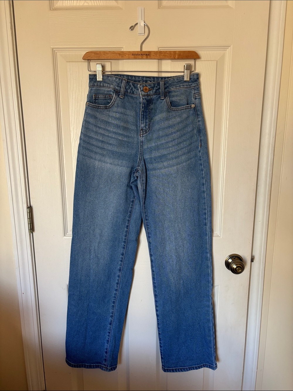Wild Fable Straight Leg Jeans Size 0 | Medium Wash